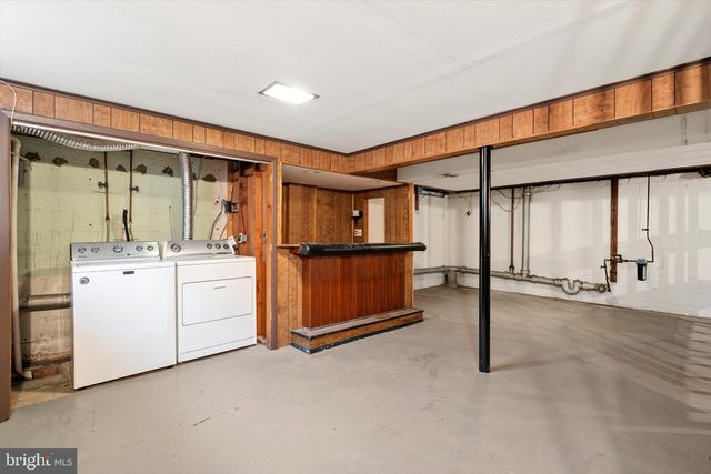 24 CUMBERLAND RD, Hamilton, NJ 08690