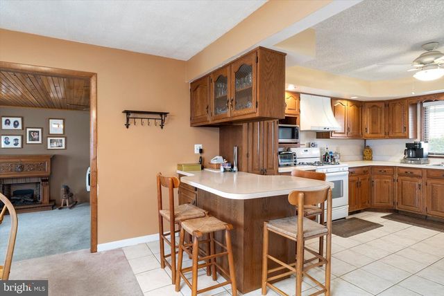 24 CUMBERLAND RD, Hamilton, NJ 08690