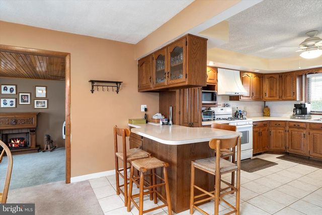 24 CUMBERLAND RD, Hamilton, NJ 08690