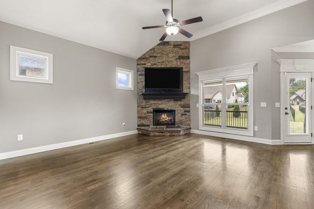 117 Brixton Rdg, Lebanon, TN 37087