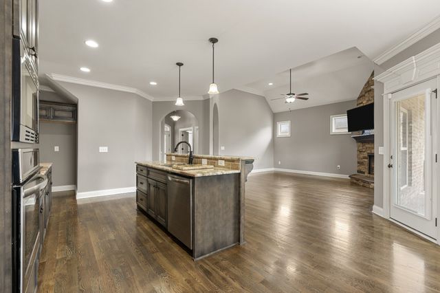 117 Brixton Rdg, Lebanon, TN 37087