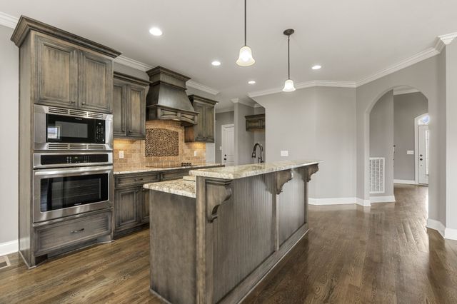 117 Brixton Rdg, Lebanon, TN 37087