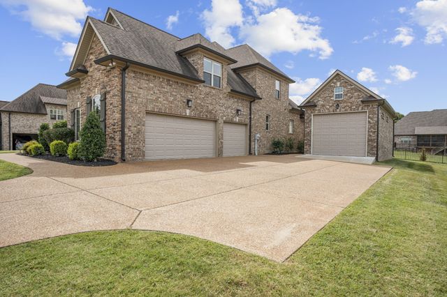 117 Brixton Rdg, Lebanon, TN 37087