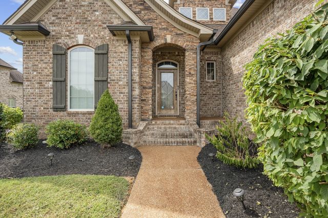 117 Brixton Rdg, Lebanon, TN 37087