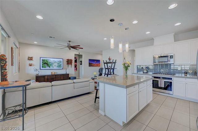 1621 Olivia Parkway, Henderson, NV 89011