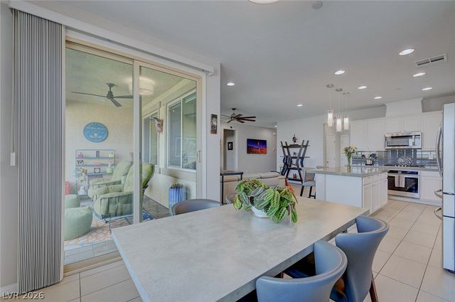 1621 Olivia Parkway, Henderson, NV 89011