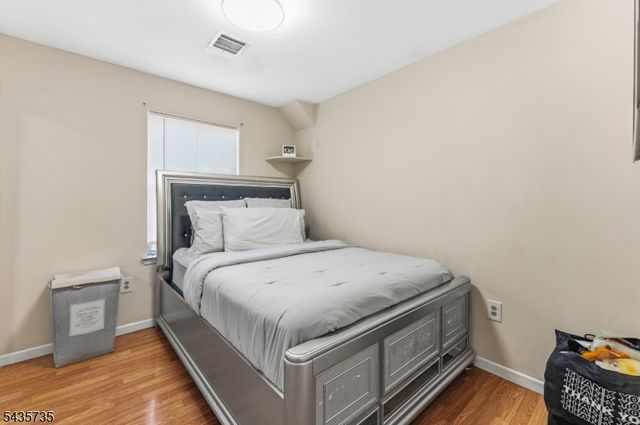 56 Vincent St, Newark City, NJ 07105