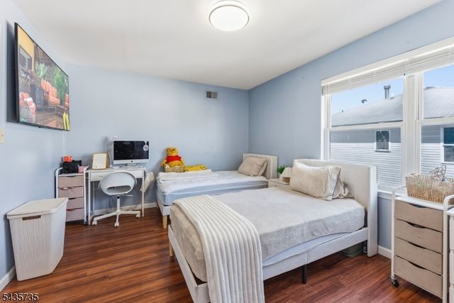 56 Vincent St, Newark City, NJ 07105