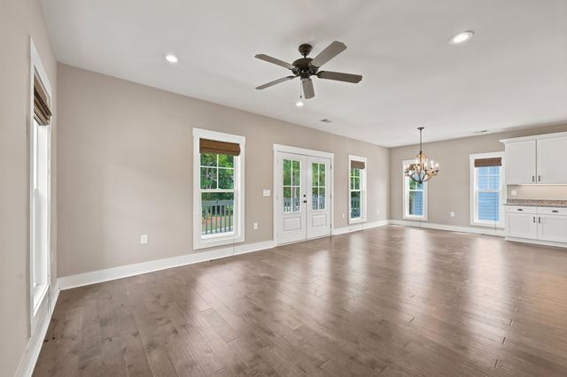 194 Summer Wind Loop, Murrells Inlet, SC 29576