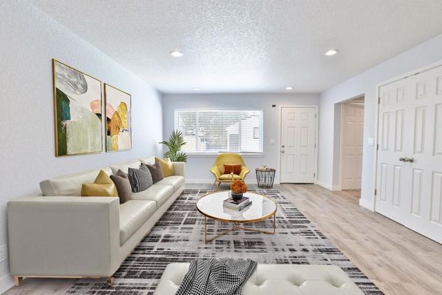 3519 Hoover Street, Redwood City, CA 94063