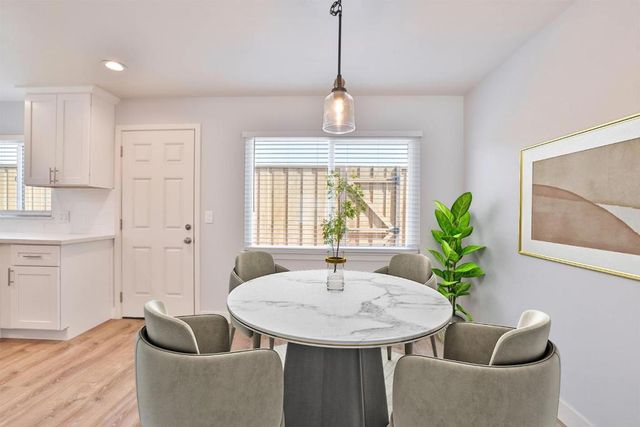 3519 Hoover Street, Redwood City, CA 94063