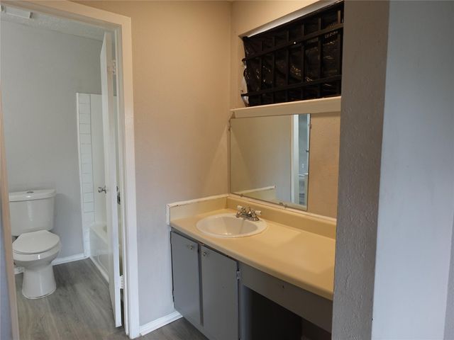 10811 Thorncliff Drive, Humble, TX 77396