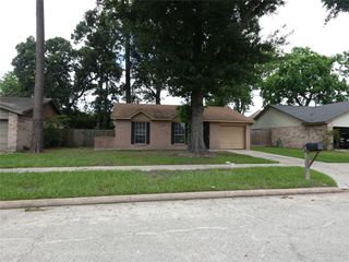 10811 Thorncliff Drive, Humble, TX 77396