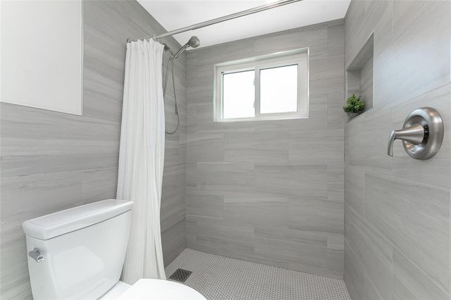 1691 LAKEVIEW PLACE, Englewood, FL 34223