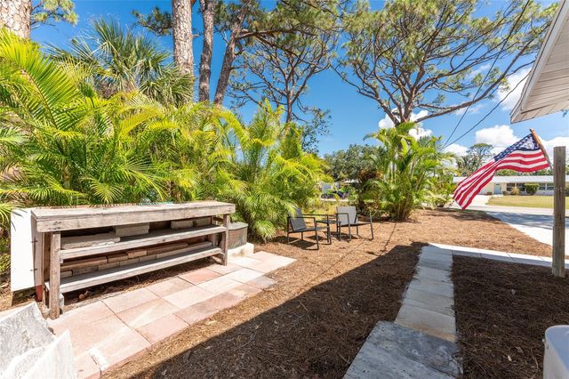 1691 LAKEVIEW PLACE, Englewood, FL 34223