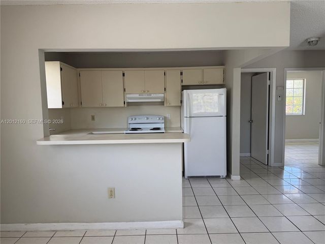 837 SE 8th Ct 2, Hialeah, FL 33010