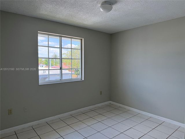 837 SE 8th Ct 2, Hialeah, FL 33010