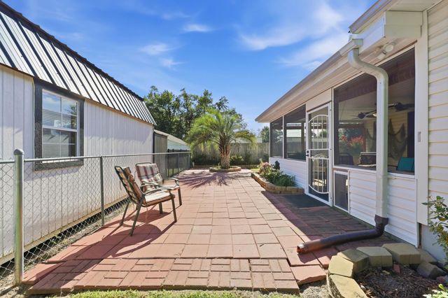 4394 Triangle St., Loris, SC 29569