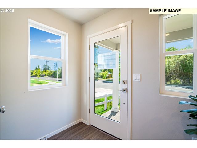 849 Sifuentez Ct., Woodburn, OR 97071