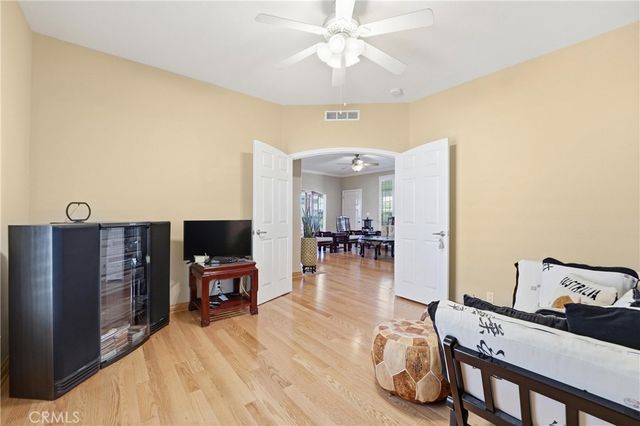 1245 W Cienega Avenue 212, San Dimas, CA 91773