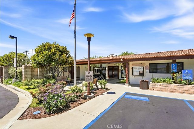 1245 W Cienega Avenue 212, San Dimas, CA 91773