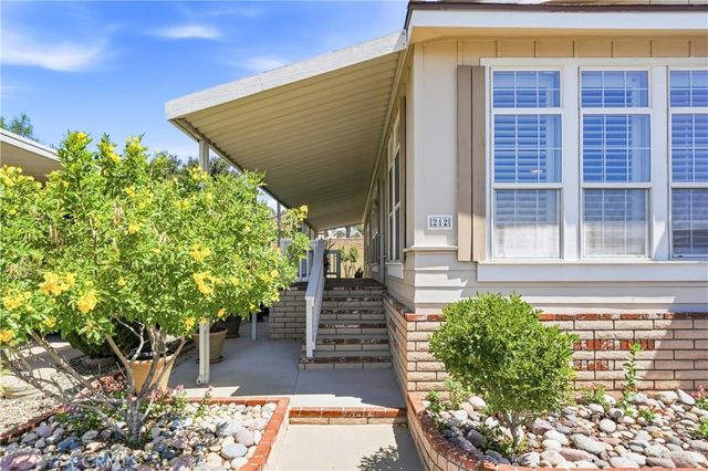 1245 W Cienega Avenue 212, San Dimas, CA 91773