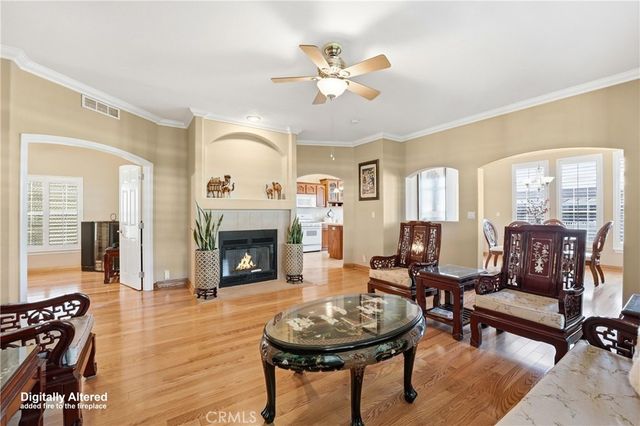 1245 W Cienega Avenue 212, San Dimas, CA 91773