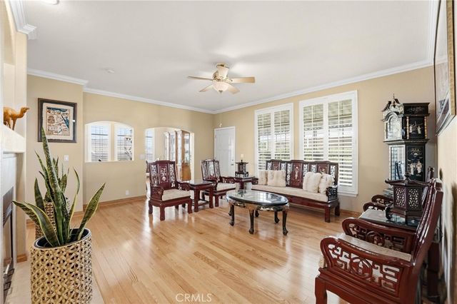 1245 W Cienega Avenue 212, San Dimas, CA 91773