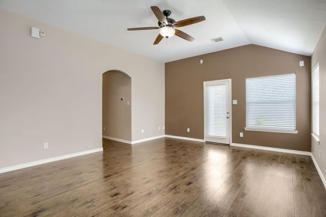 7819 Summerdale Drive, Rosenberg, TX 77469