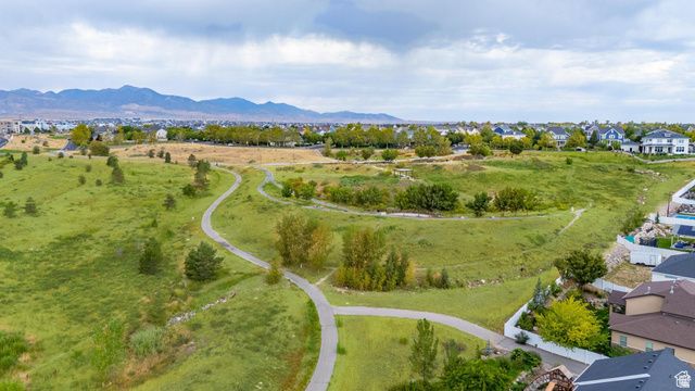 11173 S HAMPTON WAY, South Jordan, UT 84009