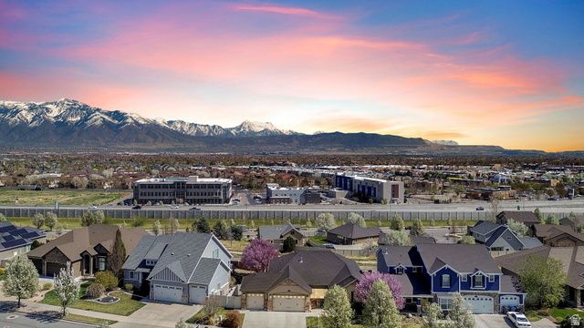 11173 S HAMPTON WAY, South Jordan, UT 84009