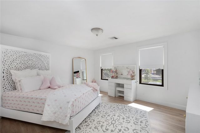 151 Hope Road, Cranston, RI 02921