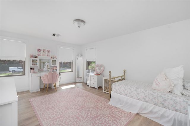 151 Hope Road, Cranston, RI 02921