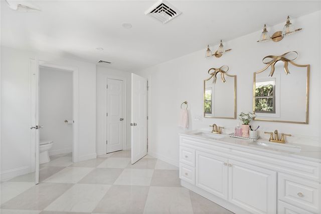 151 Hope Road, Cranston, RI 02921