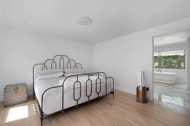151 Hope Road, Cranston, RI 02921