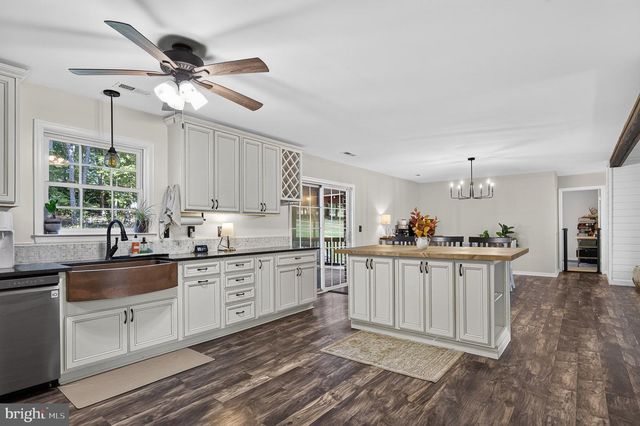106 LADY LEIGH ANN LN, Fredericksburg, VA 22406