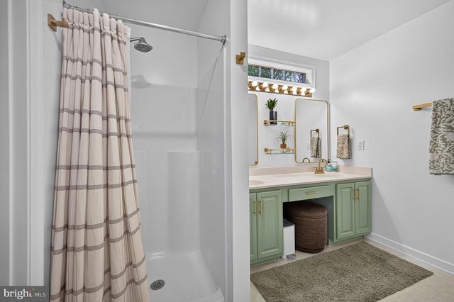 106 LADY LEIGH ANN LN, Fredericksburg, VA 22406