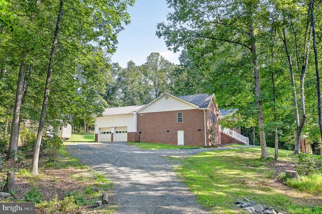 106 LADY LEIGH ANN LN, Fredericksburg, VA 22406