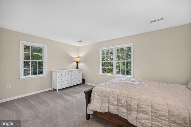 106 LADY LEIGH ANN LN, Fredericksburg, VA 22406
