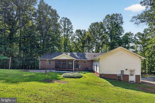 106 LADY LEIGH ANN LN, Fredericksburg, VA 22406
