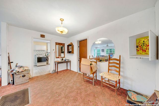 1531 lawndale, San Antonio, TX 78209