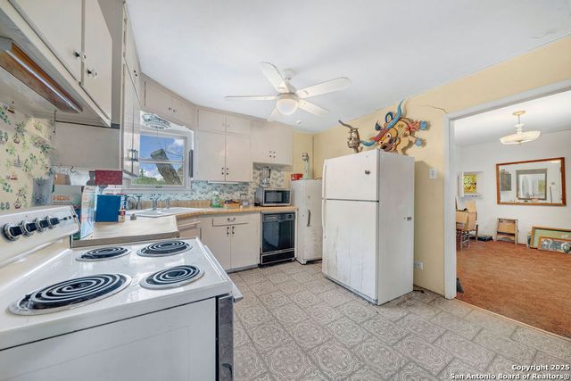 1531 lawndale, San Antonio, TX 78209