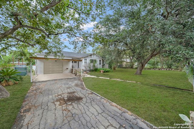 1531 lawndale, San Antonio, TX 78209