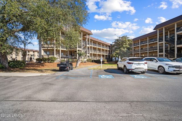 40 Folly Field Rd Apt A214, Hilton Head Island, SC 29928