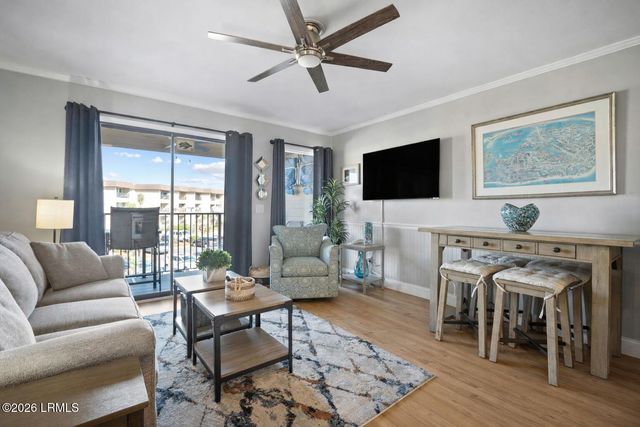 40 Folly Field Rd Apt A214, Hilton Head Island, SC 29928