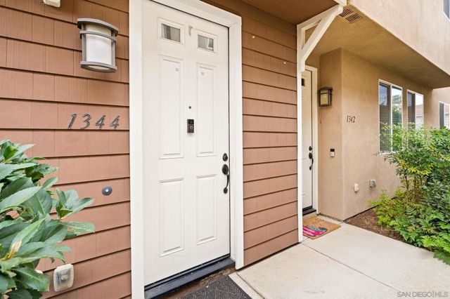 1344 Shoshone Falls Drive, Ramona, CA 92065