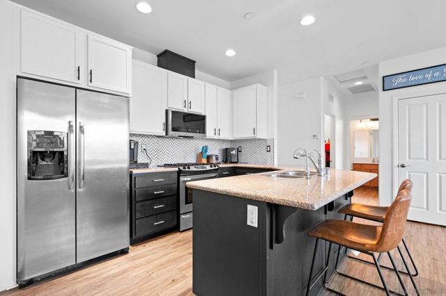 1344 Shoshone Falls Drive, Ramona, CA 92065