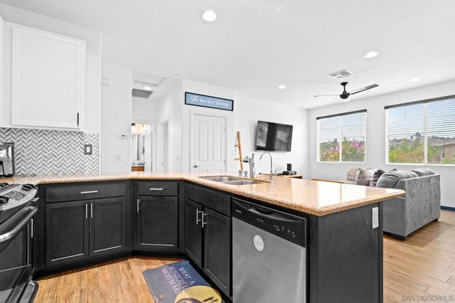 1344 Shoshone Falls Drive, Ramona, CA 92065