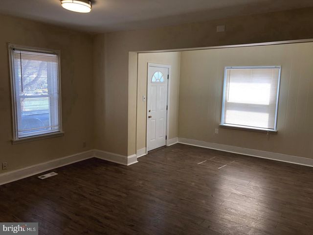 189 MERCER ST, Trenton, NJ 08690