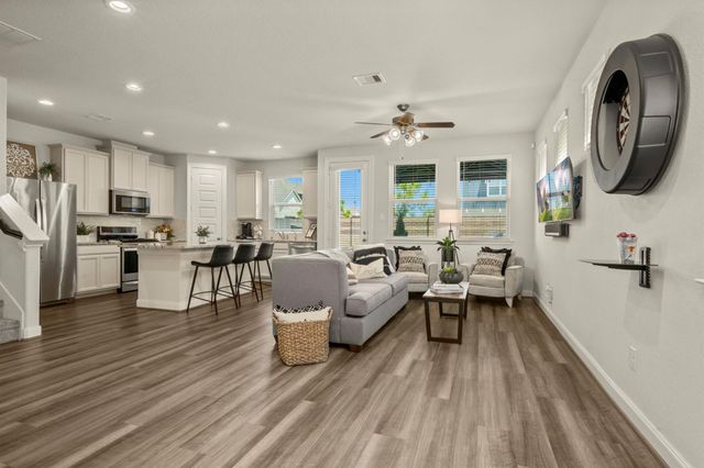 9904 Smokehouse Silo Lane, Houston, TX 77080